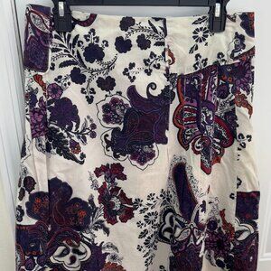5/$25 ⚡ H&M White/Purple Paisley Skirt